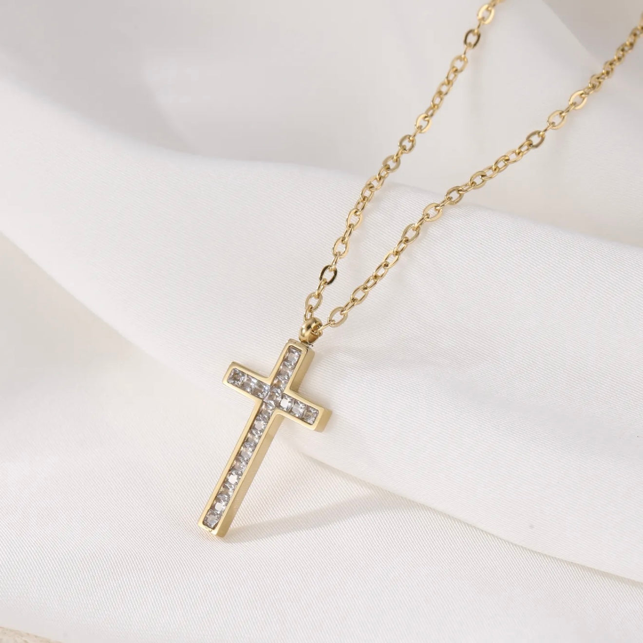 Necklace Saintlike